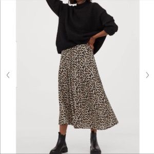 Calf Length Leopard 🐆 Midi Skirt